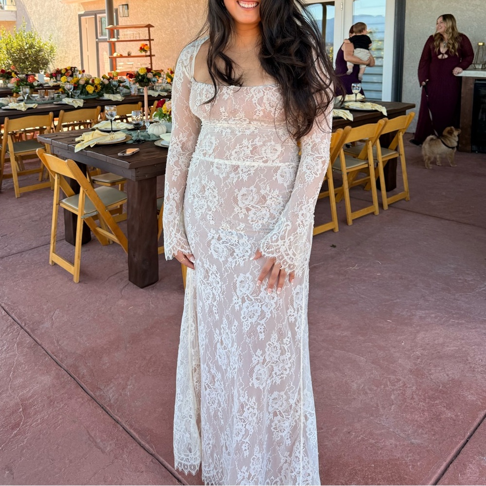 House of CB Cream Lace Maxi Dress - Picture 9 of 9